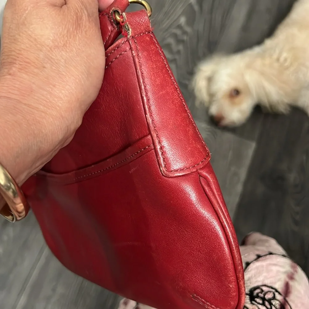 Chic Burgundy Leather Shoulder Bag - Picture 13 of 14